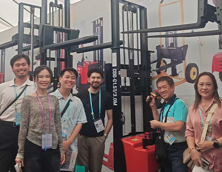 pallet lift