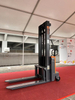 Stacker semi-listrik