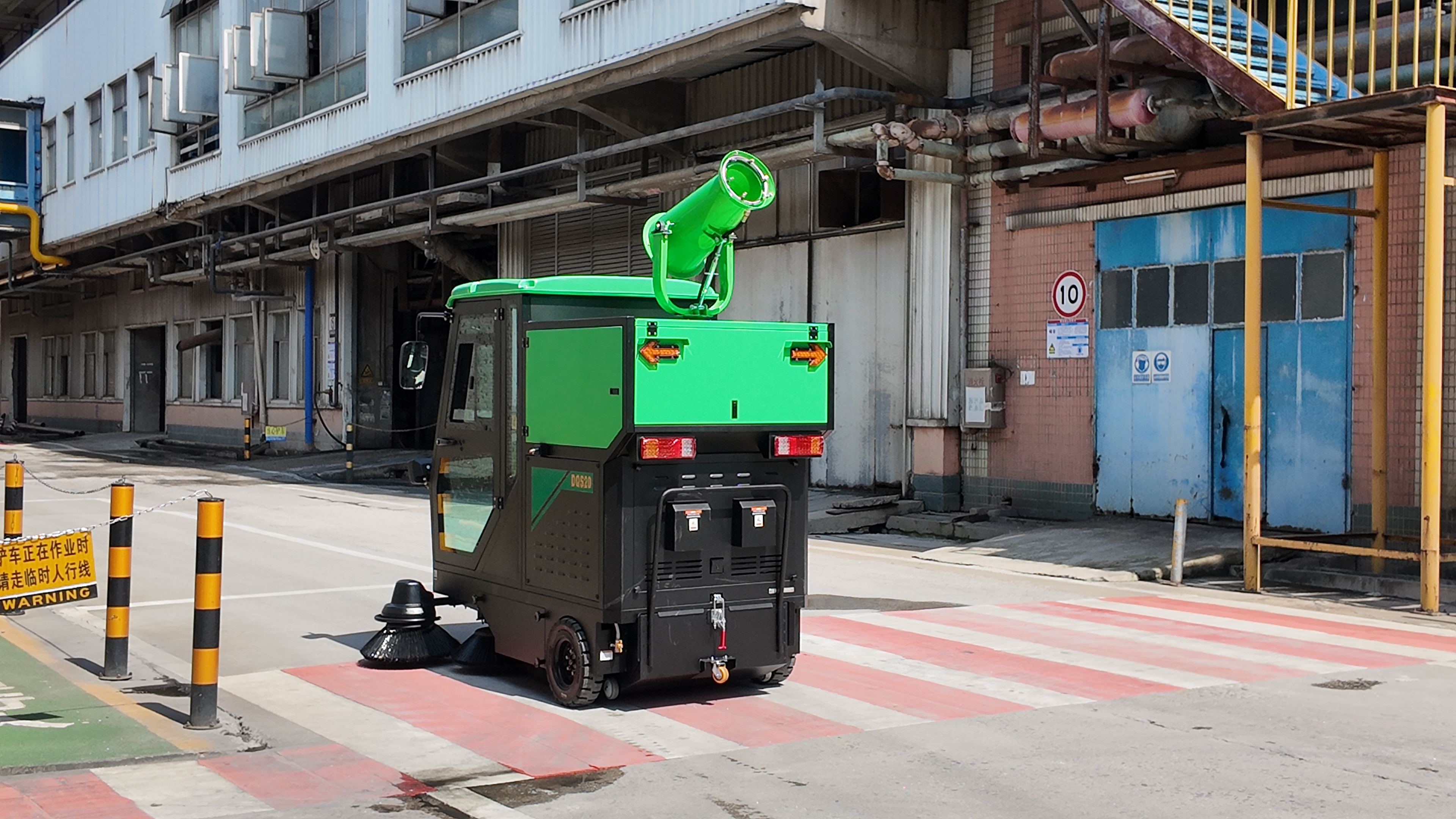 DQS20 玻璃厂交车 (1)